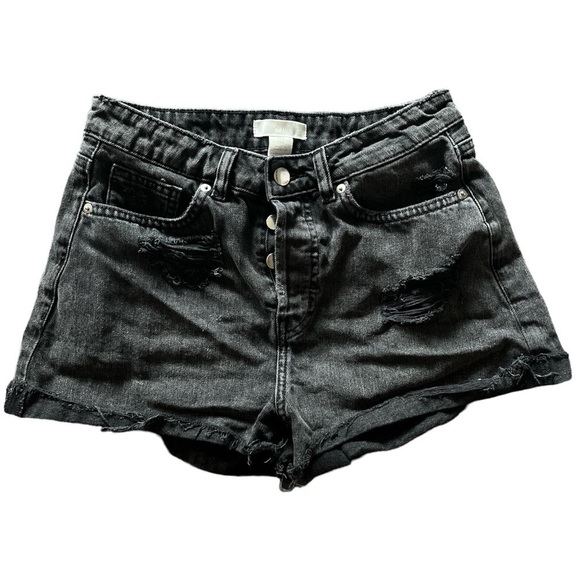 H&M Denim High Rise Distressed Cuff Cut Off Jean Shorts Summer Casual Black 6 - Picture 1 of 10